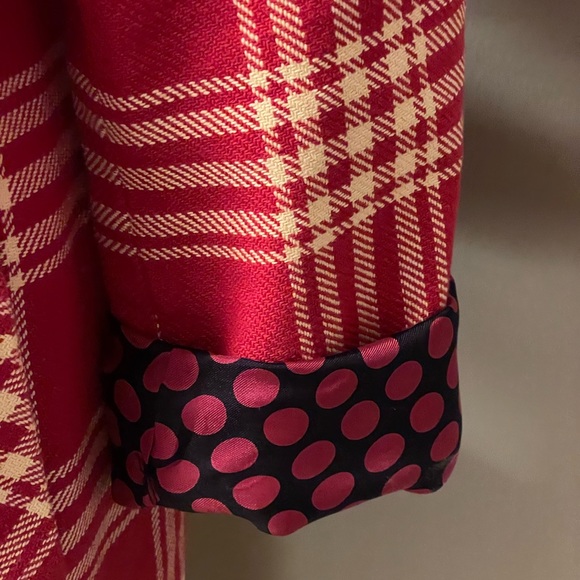 Stunning red check  coat with polka dot silk lining - Picture 3 of 7